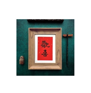 Cadre photo en bois écologique conçu pour présenter des photos précieuses avec un style rustique et moderne - Product Image 6