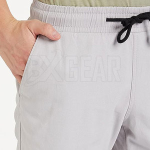 Pantalones de corte moderno para hombre para ropa informal Tela suave y duradera con pretina ajustable y aspecto simple - Product Image 4
