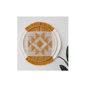 Napperon en macramé Design élégant Finition naturelle Forme irrégulière Couleur antique Articles de table les plus exigeants - Product Image 6