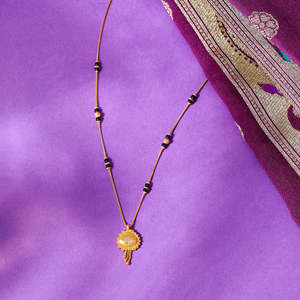 Mangalsutra de mariage fantaisie par Mithra Loop - Product Image 1