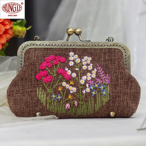 Cartera portátil bordada elegante al por mayor para ocasiones formales Estilo Vintage talla grande - Product Image 5