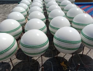 A Grade Cowhide Quality <b>Leather</b> 6 White <b>Leather</b> Cricket Ball No <b>Stamp</b> for Indoor and Outdoor Practice Cricket Balls - Product Image 2