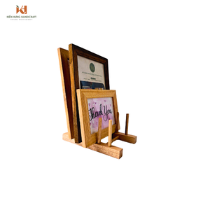 Présentoir en bois naturel personnalisé pour assiettes, support de table pour la décoration intérieure ou la boutique de cadeaux - Product Image 1