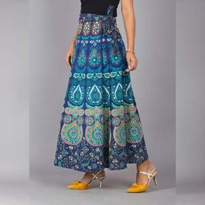 Falda Maxi con Estampado Étnico Azul Turquesa, Cómoda y Transpirable, Falda Cruzada Recta Hecha de Tela de Chifón con Estampado Digital de Seda y Spandex - Product Image 3