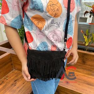 2024 moda mujer Sling bandolera señoras alta calidad gamuza cuero flecos pequeño bolso de hombro señoras borla bolso monedero - Product Image 1