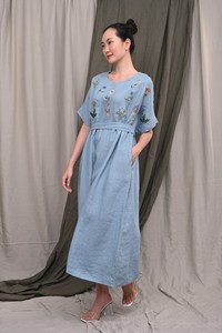 Elegante vestido de lino holgado JOSIE Ropa bordada hecha a mano Ideal para invitados de boda - Product Image 2