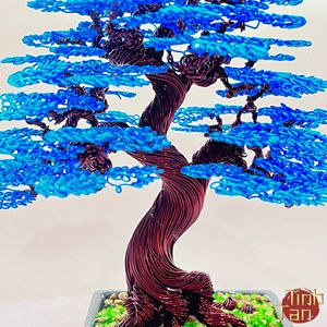 Árbol Bonsái Artificial Decorativo de Aluminio Azul Hecho a Mano para Interiores, Diseño de Cuatro Estaciones, para Año Nuevo, Halloween, Graduación - Product Image 4
