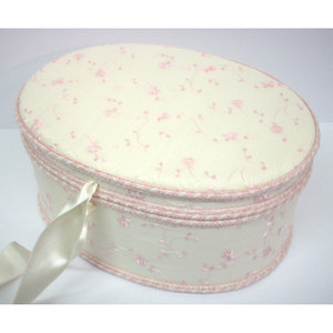 Boîte ovale en carton rigide finition mate pour emballage cadeau - Product Image 1