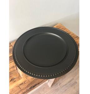 Assiette de présentation ronde de 13 pouces en métal/PP noir mat perlé de luxe pour mariage et événements, service de table - Product Image 1