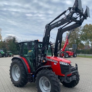 Tracteurs Massey Ferguson d'occasion fiables en stock à vendre avec livraison immédiate et meilleur soutien aux concessionnaires - Product Image 1