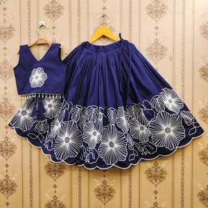 Shoryam Fashion - Lehenga Choli Étnico Azul Bordado para Niñas, Largo hasta el Suelo |   Productos de Primera Calidad, Nueva Llegada, Artículos Festivos para Fiestas - Product Image 1
