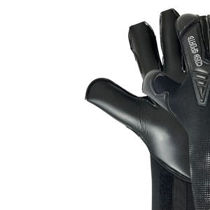 Gants de gardien de but COSH SPORTS Stealth Black Negative Cut respirants et ajustables en latex de contact, ajustement parfait pour le football en extérieur - Product Image 5