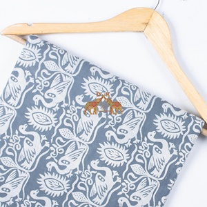 Derniers tissus vintage en coton Kashish imprimés à la main avec des motifs d'oiseaux et de fleurs, textiles botaniques vintage - Product Image 6