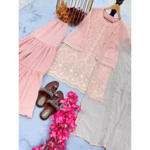 Conjunto de Top Bordado y Dupatta Palazzo para Mujer de Diseñador - Product Image 3