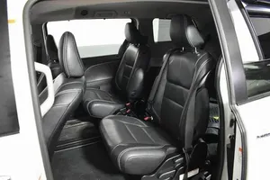 TOYOTA SIENNA SE 2017 USADA, VOLANTE A LA IZQUIERDA/DERECHA - Product Image 6