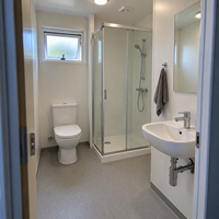Bagno Prefabbricato Personalizzato Apple Cabin da 20ft/40ft con Toilette Separate per Campeggi, Resort e Aree Pubbliche