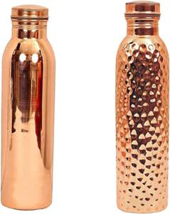 Vente en gros 950ml Fabricant indien Bouteille d'eau en cuivre Bouteille de boisson sportive ayurvédique en acier inoxydable pour la santé pour l'extérieur - Product Image 5