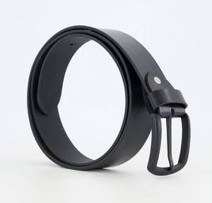 Cinturones de hombre de lujo personalizados OEM cuero genuino de alta calidad con hebilla de aleación de calidad logotipo personalizado para estilo formal al por mayor - Product Image 1