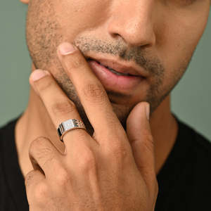 Anillos de Plata de Ley 925 de Primera Calidad para Hombre, Chapados en Rodio con Incrustaciones de Diamantes de Circonio con Patrón Geométrico, Joyería para Bodas - Product Image 4