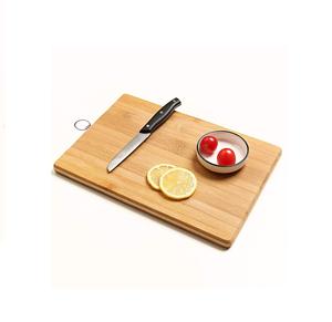 Tabla de cortar de madera natural con logotipo personalizado a bajo precio, tabla de cortar de madera de nuevo patrón de venta superior de calidad superior para utensilios de cocina - Product Image 3