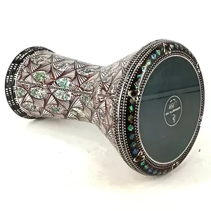 Darbuka Gawharet El Fan de 22 cm con Mosaico de Perlas Azules - Doumbek Egipcio Hecho a Mano - Product Image 5
