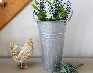 Seau de jardinière élégant en métal fait à la main de meilleure qualité taille personnalisée pour la décoration de sol à usage domestique en gros disponible - Product Image 6