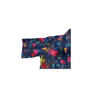 Veste Kanta Work Handblock avec imprimé d'oiseaux et de fleurs pour le printemps - Product Image 2