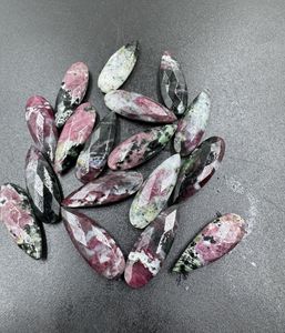 พลอยทับทิมซูไซต์ธรรมชาติขนาด10X30มม. สำหรับการทำเครื่องประดับ - Product Image 2