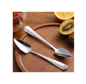 Cuillère à pamplemousses en acier inoxydable Couverts Cuillère à pamplemousse personnalisée à bord dentelé Cuillère à agrumes à demi dentelé - Product Image 4