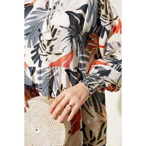 Robe à motifs tropicaux avec cheville Gipel Smoke - Product Image 4