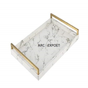 Table élégante Support de service alimentaire décoratif Plateau en marbre blanc de la plus haute qualité avec poignée en métal doré pour l'hôtel et le restaurant - Product Image 2