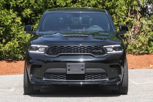 รถ SUV ขนาดใหญ่ ปี 2023 ประสิทธิภาพสูงพิเศษ เครื่องยนต์ V8 ซูเปอร์ชาร์จ ปรับปรุงเพื่อการขับขี่บนสนามแข่ง พร้อมคุณสมบัติระดับพรีเมียม - Product Image 4