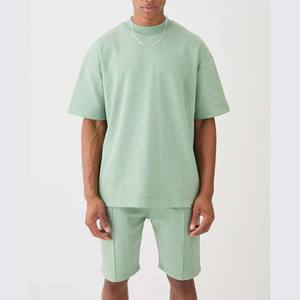 Ensemble T-shirt et short décontracté pour homme en coton épais, col rond, coupe oversize, respirant, couleur unie, idéal pour l'été - Product Image 4