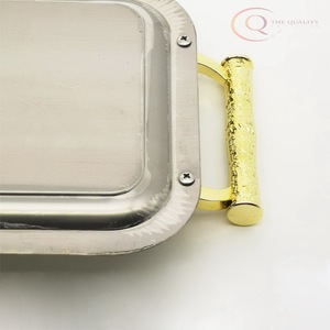 Plateau en métal artisanal pour le Ramadan avec finition de qualité supérieure |   Couleurs et logo personnalisables pour la décoration intérieure et le style d'événements - Product Image 5