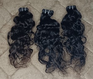 Extensions de cheveux bouclés donner unique Cuticule aligné cheveux humains bruts non transformés vente en gros de cheveux bruts non traités - Product Image 4