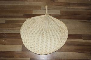 Éventail à main en bambou Artex Dong Thap, cadeau d'affaires écologique, décoration d'intérieur, peint à la main, art artisanal - Product Image 4