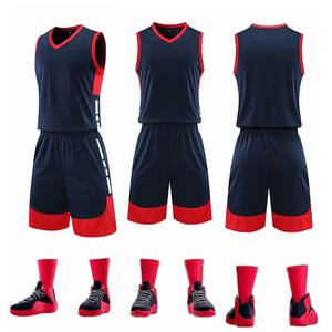 Conjunto de ropa deportiva de poliéster BSCI de secado rápido para hombres, uniforme de entrenamiento de baloncesto de talla grande con diseño de malla en blanco impreso - Product Image 1