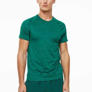 Accepter T-shirt vierge de couleur unie respirant à col rond pour hommes Votre propre conception T-shirt d'impression de logo T-shirt à séchage rapide pour hommes - Product Image 1