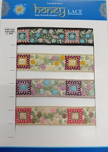 ผ้าบางเนื้อละเอียดปักลายลูกไม้หรูหรางานปักลวดลายอย่างประณีตพร้อมการออกแบบที่หรูหราสำหรับการตัดงานฝีมือและอุปกรณ์เสริม - Product Image 3