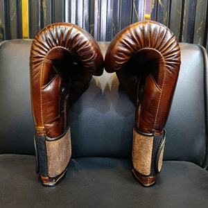 Gants de boxe MMA professionnels unisexes en cuir véritable pour fermeture Violet & Noir 16 oz Gants d'entraînement de boxe - Product Image 4