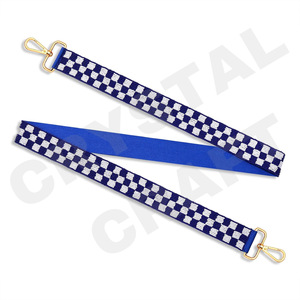 Sangles de sac personnalisées en perles de rocaille en or blanc 'Hook Em Horns' Accessoire à la mode Sangle de sac à main perlée MULTI-STYLE - Product Image 1