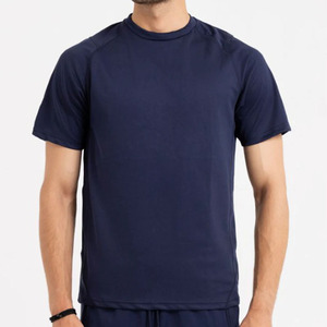 T-shirt de haute qualité pour hommes 100% coton O Neck Short Sleeve Premium Regular Size Panel Design Options de couleur polyvalentes - Product Image 1