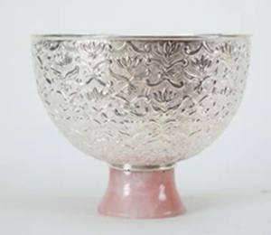 Wholesale Unique Serving <b>Bowl</b> With Base for Home Hotel Restaurant Tabletop & Dinnerware <b>Silver</b> Color Fruit and Food Serving <b>Bowl</b> - Product Image 1