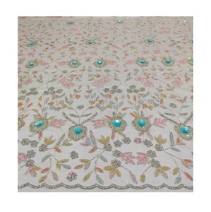 Tela de tul con cuentas hecha a mano de lujo de diseño único para velos de novia, vestidos y vestidos de alfombra roja disponibles al mejor precio - Product Image 6