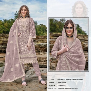 ชุดสูทปากีสถานใหม่ชุดปักหนักและผ้าไหมเหนียวและชุดดุปัตตาดีไซเนอร์ - Product Image 2