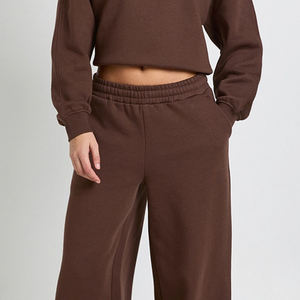 Chándal Deportivo Informal para Mujer, Color Sólido, con Top Corto, Diseño de Alta Calidad, Precio Económico, con Logotipo Personalizado, Venta al Por Mayor, 2026 - Product Image 3