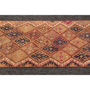 Tapis turc vintage en laine 2,5x10,3 pieds, design patchwork écologique, tapis Herki orange avec envers en latex - Product Image 5