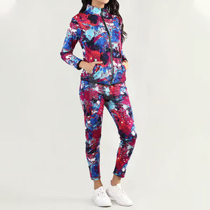 Venta al por mayor de calidad superior ligero mujeres sublimación chándales Jogging Wear ropa mujeres sublimación chándales - Product Image 4