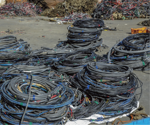 99.95-99.99% 1 #   Déchets de câbles en cuivre, fil de cuivre brillant, matériau recyclé pour l'industrie de la fusion, 1000 kg, approvisionnement en vrac, vente en gros - Product Image 1