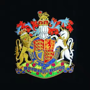 3D ปักตราประจำตระกูลผ้าสักหลาดเย็บด้วยมือตราประจำตระกูลหรูหรา OEM - Product Image 3